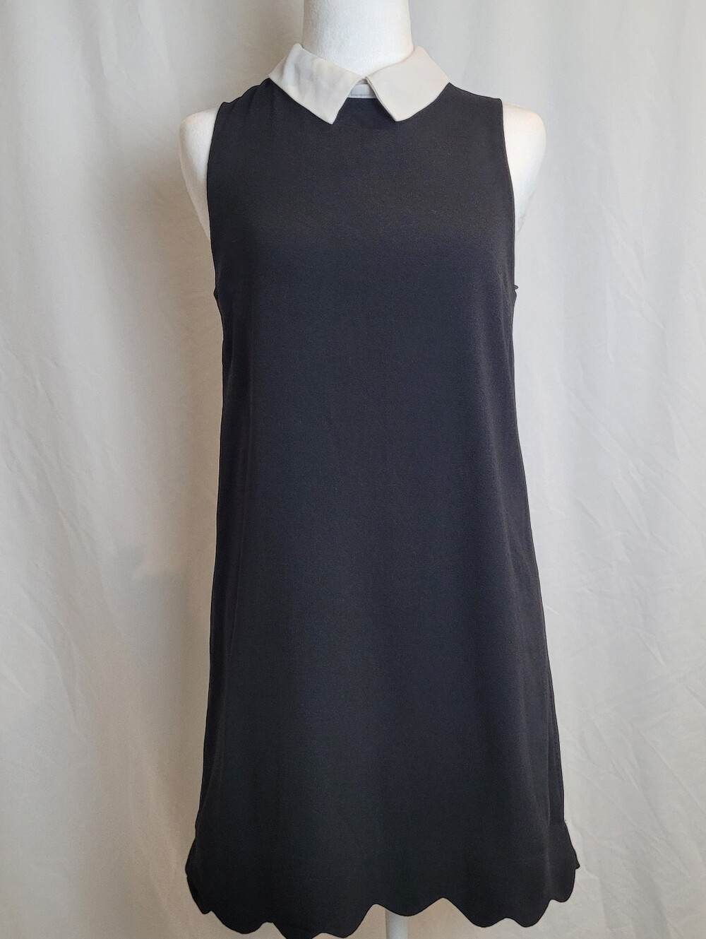 Monteau Black Shift Dress Scallop Hem Peter Pan Collar Small